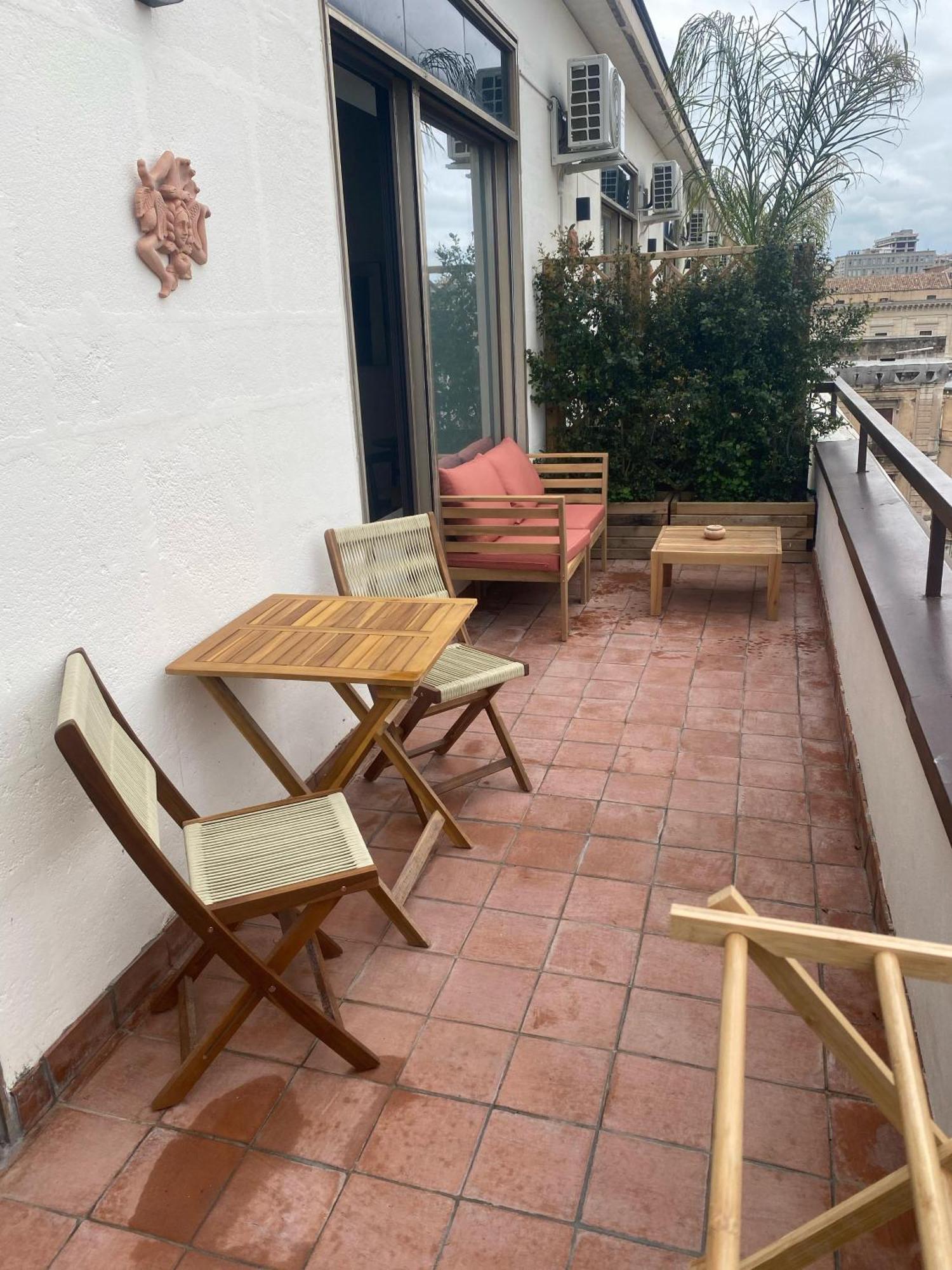 Taga Suites Catania Bagian luar foto